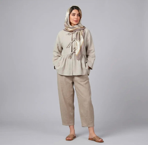 شومیز زنانه عروسکی چین دار آویسا